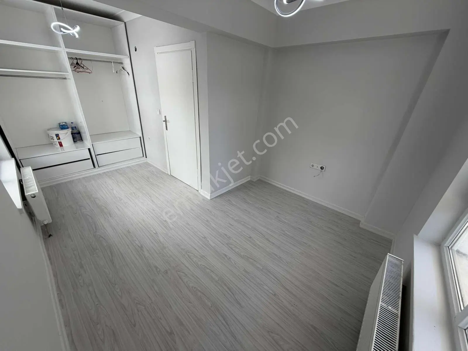 Misket Mahallesi Park Çarşı Yakını Asansörlü Y. Giriş Yapılı 2+1 — fotoğraf 21