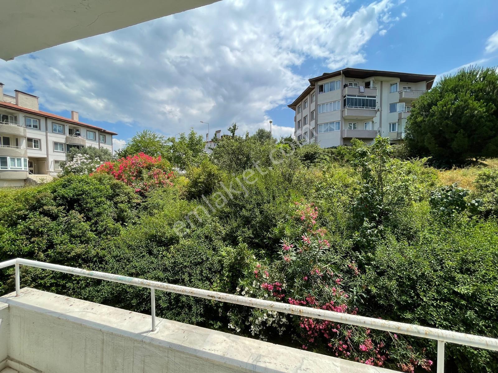 Yalova Subaşı Kalıcı Konutlar'da Deniz Ve Doğa Manzaralı 3+1 — fotoğraf 3