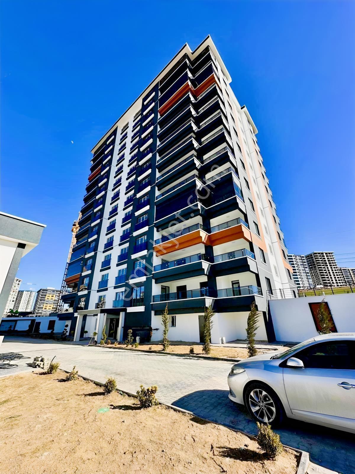Eryaman Susuz'da İskanı Alınmış Kapalı Otopark Çocuk Parklı 4+1 — fotoğraf 35