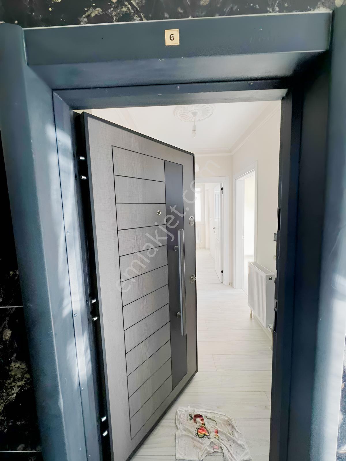 Turpa Özka355'den Hazır Kiracılı Acil Satılık 2+0 Daire — fotoğraf 6