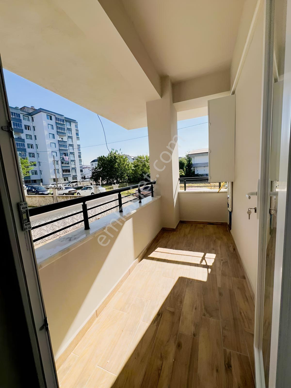 Turpa Özka355'den Hazır Kiracılı Acil Satılık 2+0 Daire — fotoğraf 12