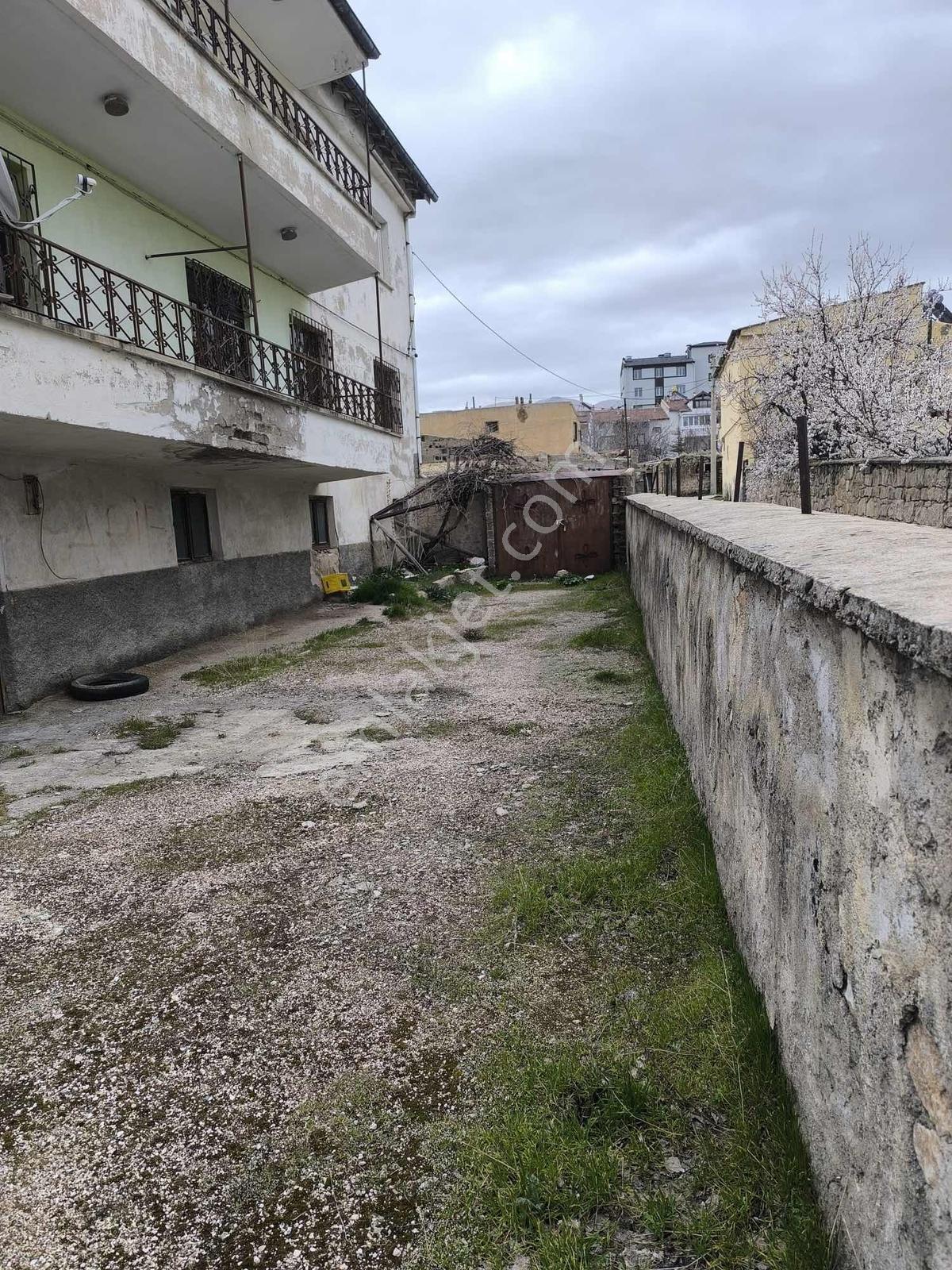 Saray Emlak'tan Niğde İlhanlı Mah. 3+1 Mustakil Tadında Daire — fotoğraf 10