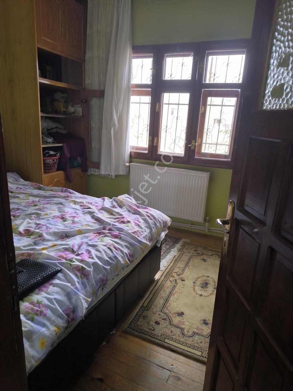 Saray Emlak'tan Niğde İlhanlı Mah. 3+1 Mustakil Tadında Daire — fotoğraf 14