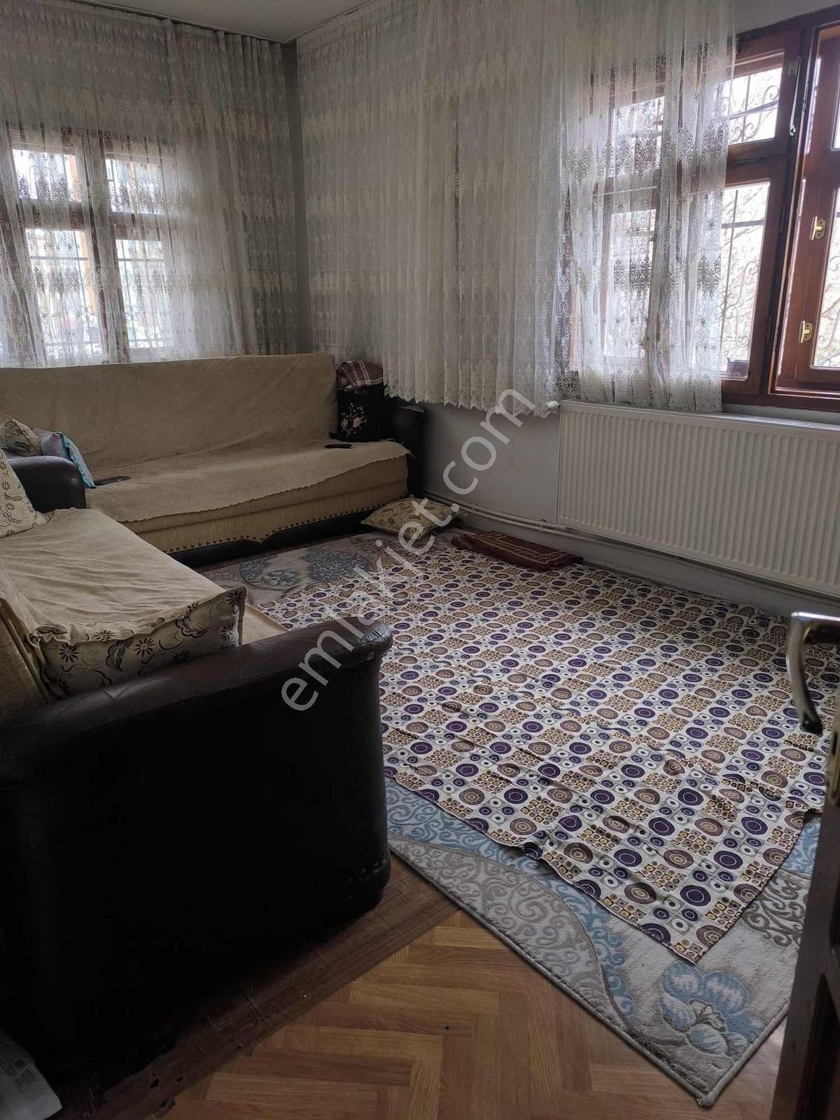 Saray Emlak'tan Niğde İlhanlı Mah. 3+1 Mustakil Tadında Daire — fotoğraf 15