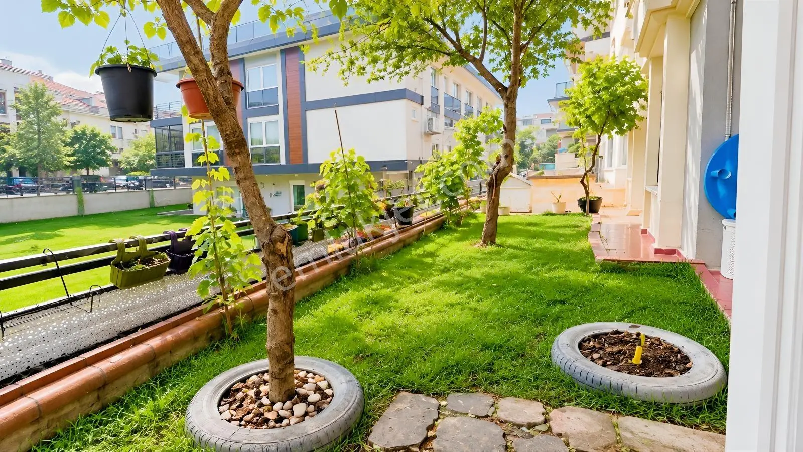 Basınköy'de Müstakil Tadında, Güney Cephe Bahçe Katı 3+1 170m2 — fotoğraf 3