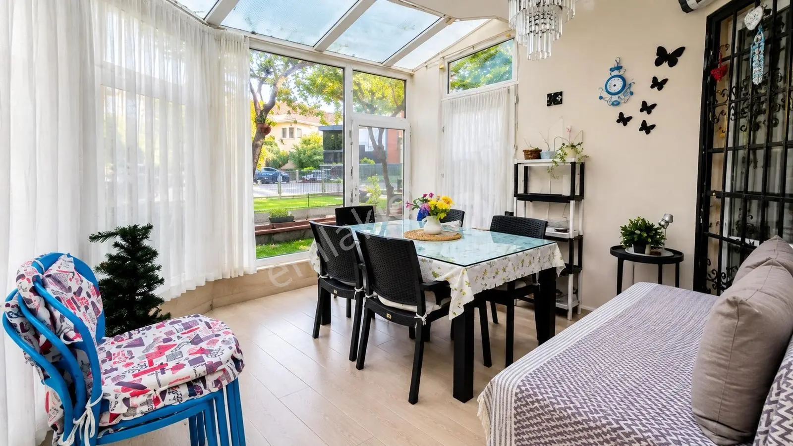 Basınköy'de Müstakil Tadında, Güney Cephe Bahçe Katı 3+1 170m2 — fotoğraf 30