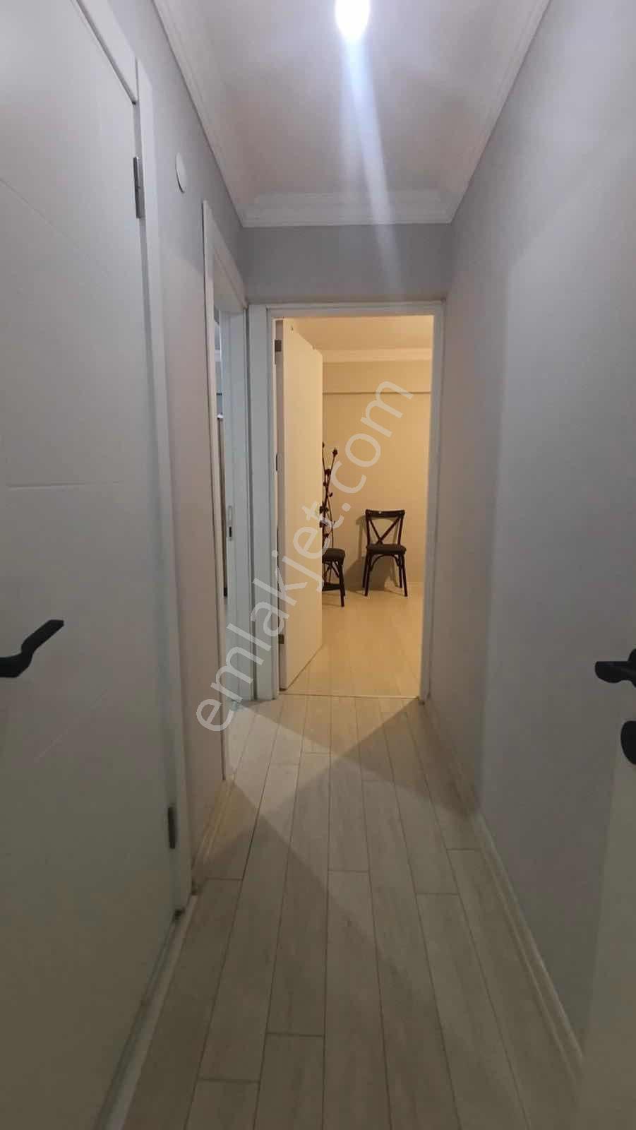 Ş.nihatbey Caddesinde 2+1 Düz Giriş Bahçeli Masrafsız Daire — fotoğraf 12