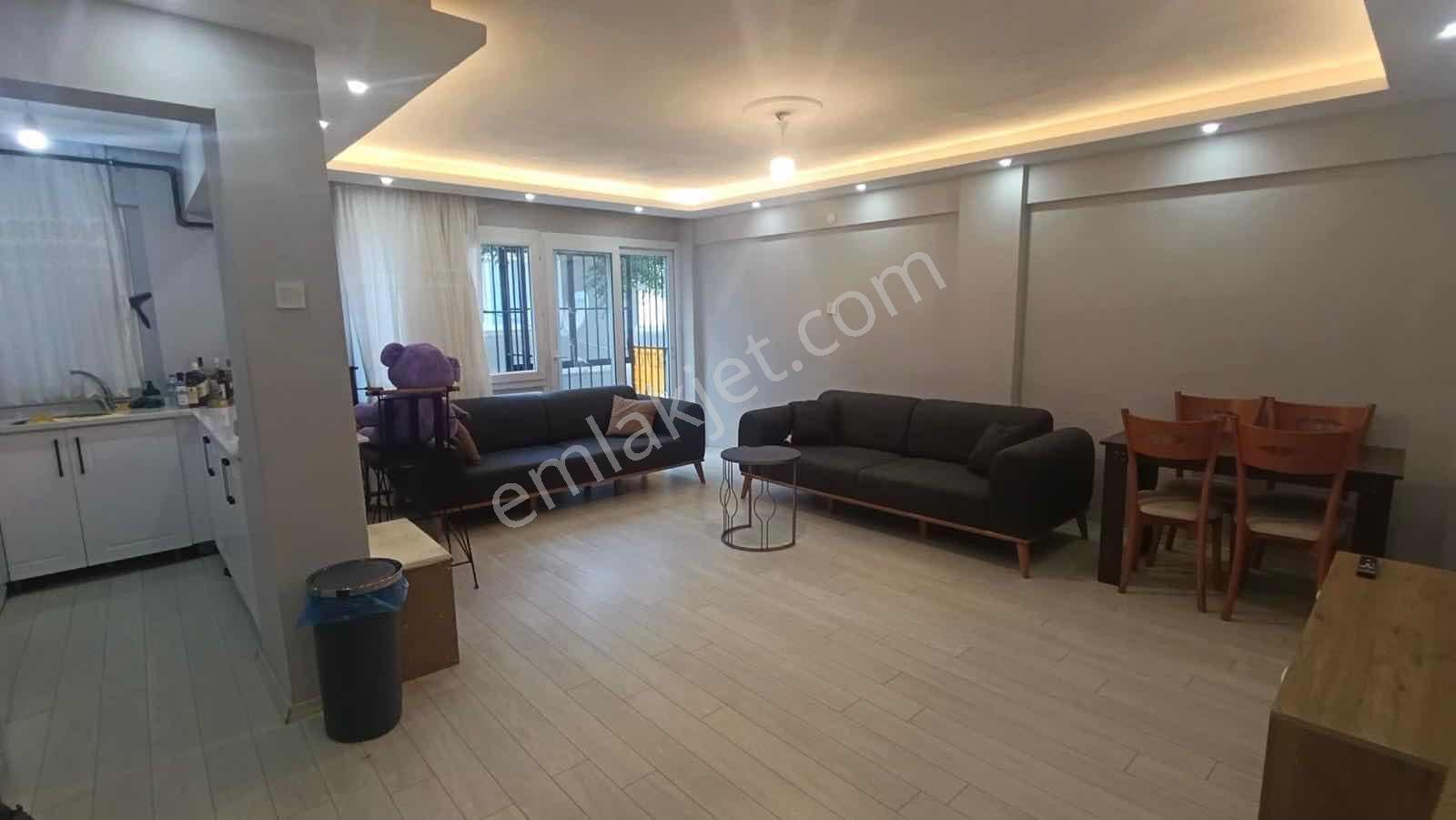 Ş.nihatbey Caddesinde 2+1 Düz Giriş Bahçeli Masrafsız Daire — fotoğraf 13
