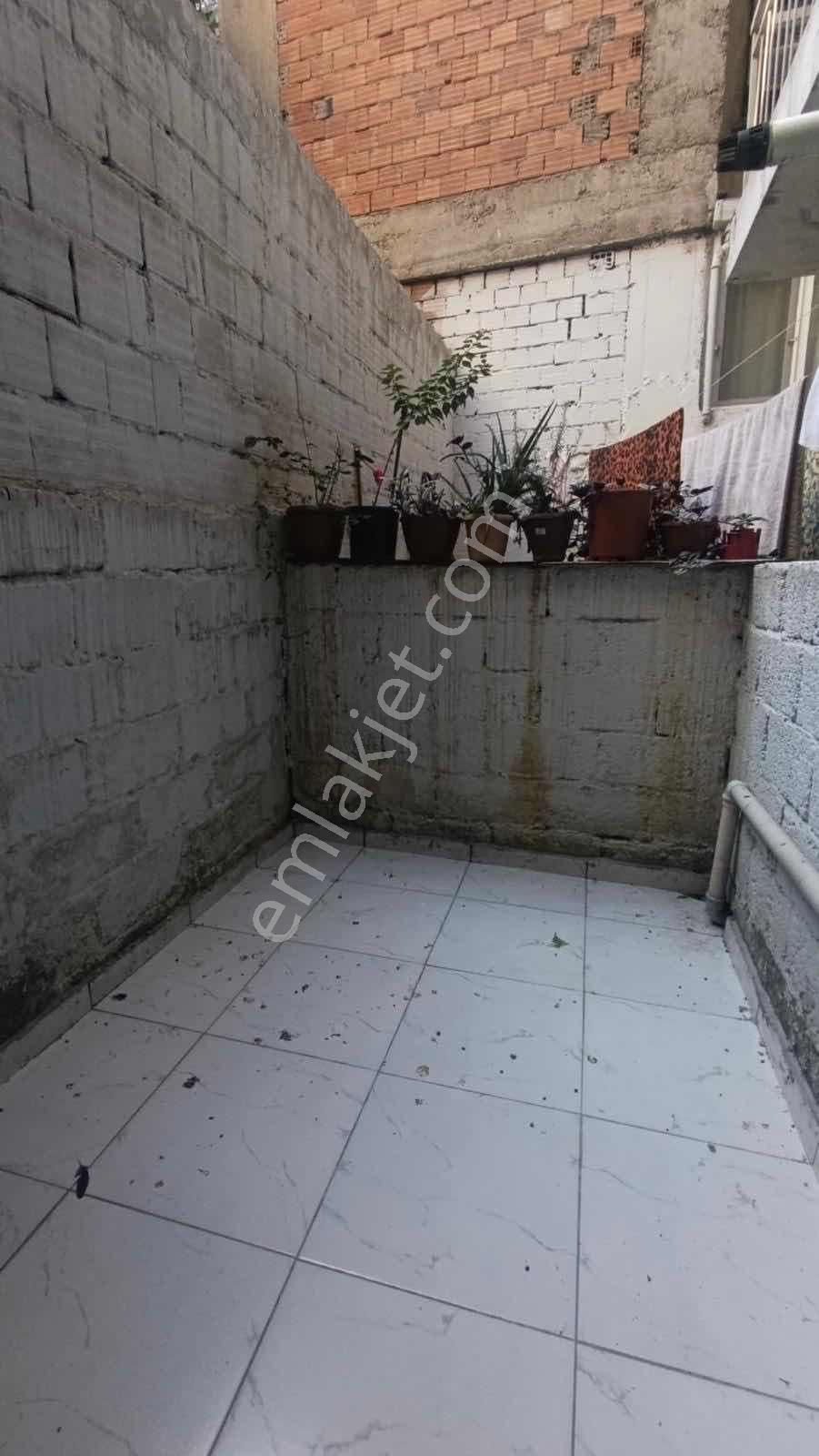 Ş.nihatbey Caddesinde 2+1 Düz Giriş Bahçeli Masrafsız Daire — fotoğraf 22