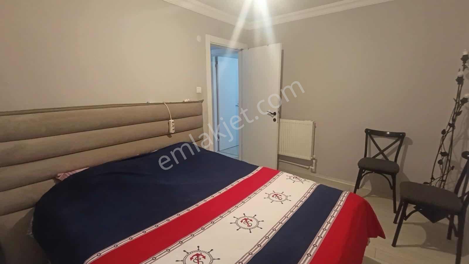 Ş.nihatbey Caddesinde 2+1 Düz Giriş Bahçeli Masrafsız Daire — fotoğraf 23