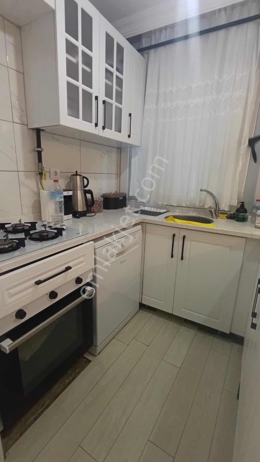 Ş.nihatbey Caddesinde 2+1 Düz Giriş Bahçeli Masrafsız Daire — fotoğraf 26