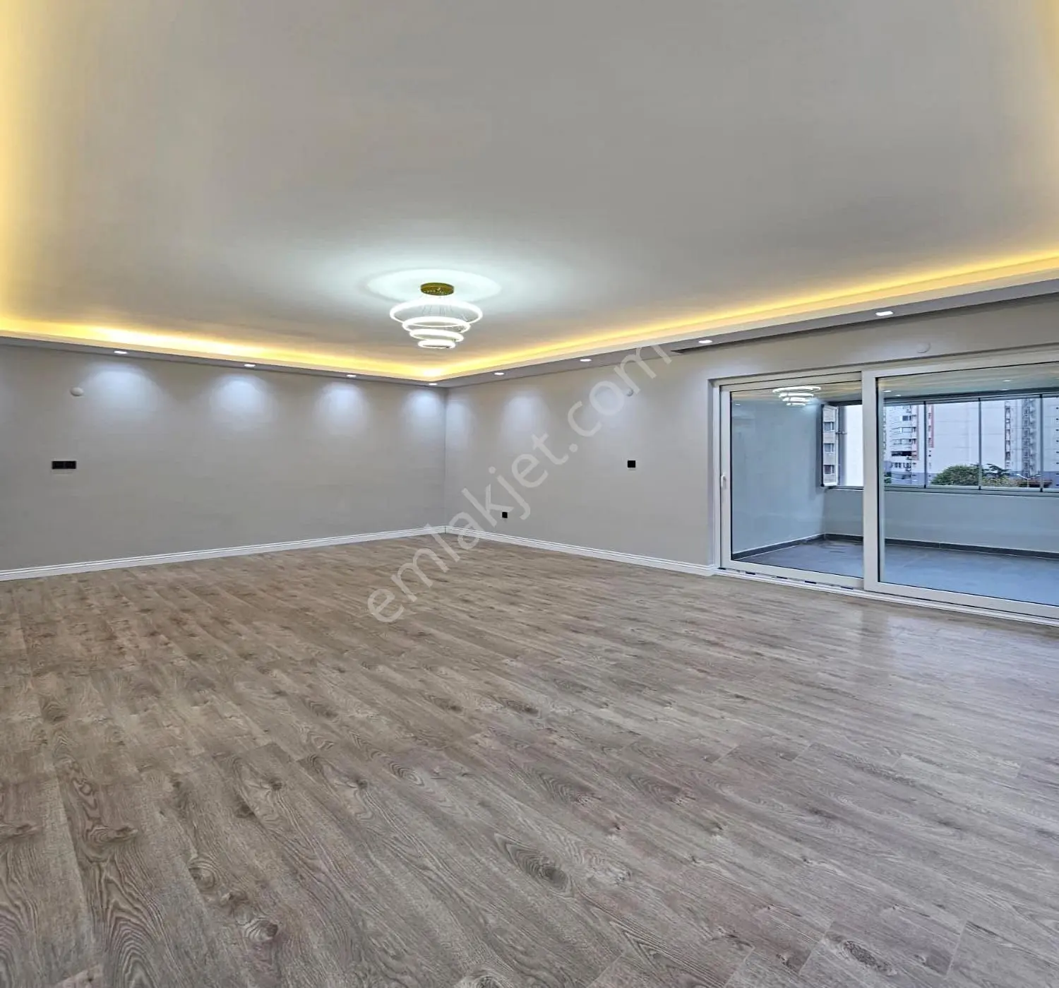 Adnan Kahveci Mahallesi Siteiçi Full Tadilatlı 3+1 Satılık Daire — fotoğraf 14
