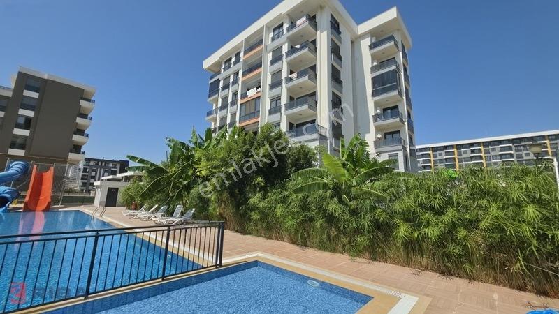 Altıntaş'ta İskanli Aquaparkli 1+1 — fotoğraf 2