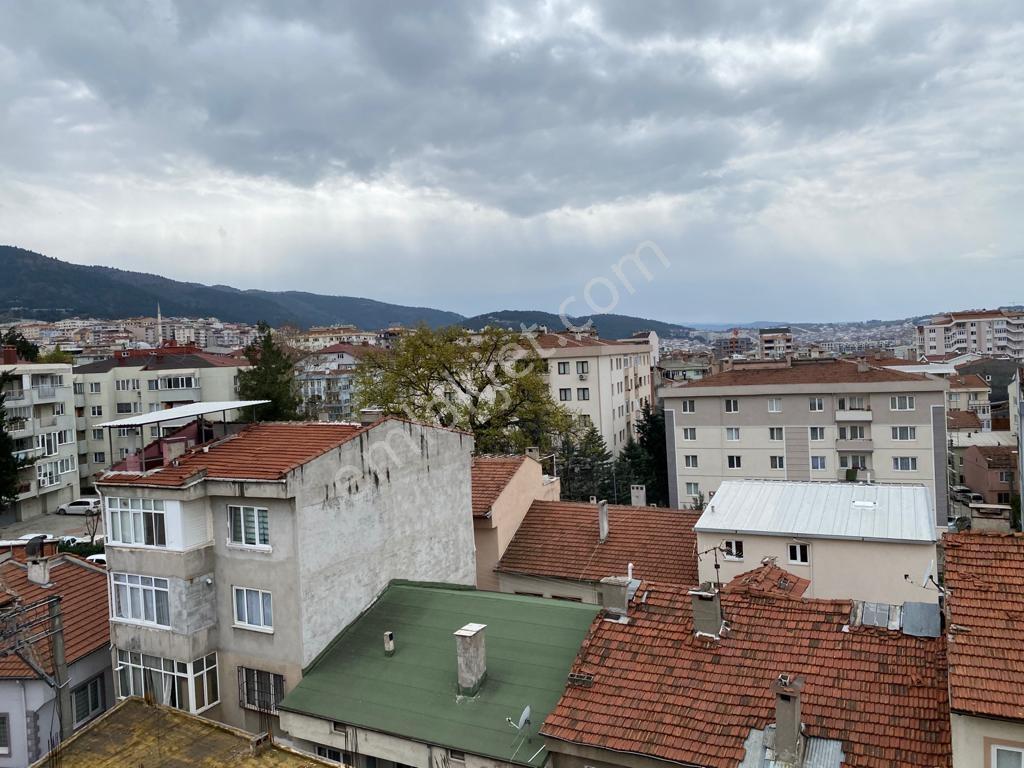 Hüdavendigarda Manzaralı Satılık 3+1 Daire — fotoğraf 3