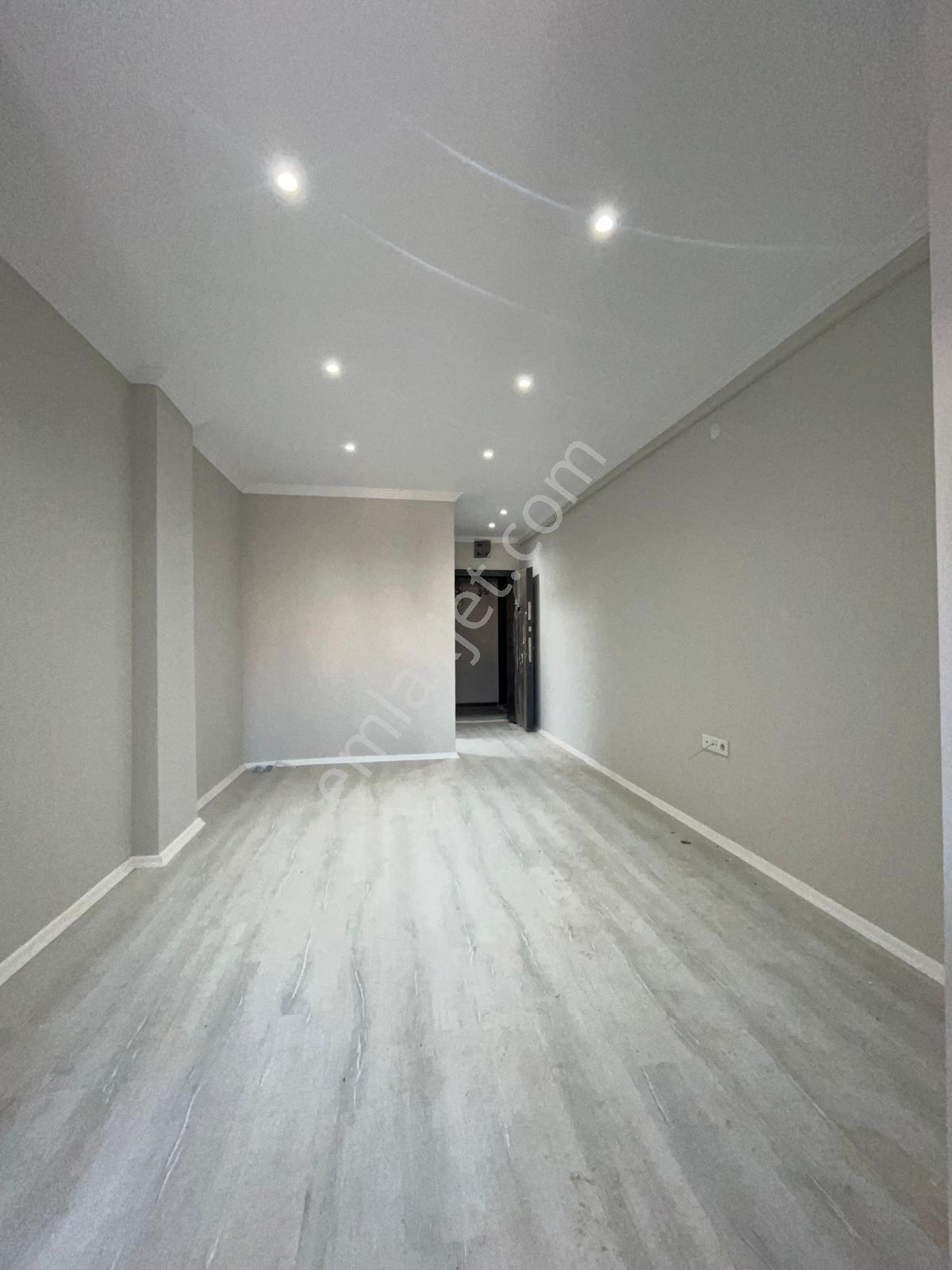 Sütlüce Mahallesi Soma Caddesinde Satılık Geniş Sıfır 1+1 — fotoğraf 11