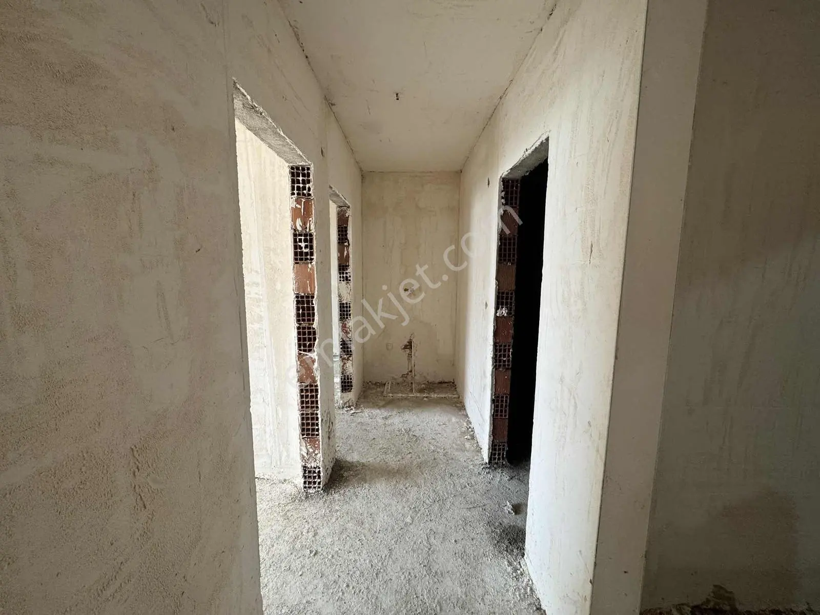 Piraziz,in Merkezinde Her Odası Deniz Manzaralı Satılık 2+1daire — fotoğraf 20