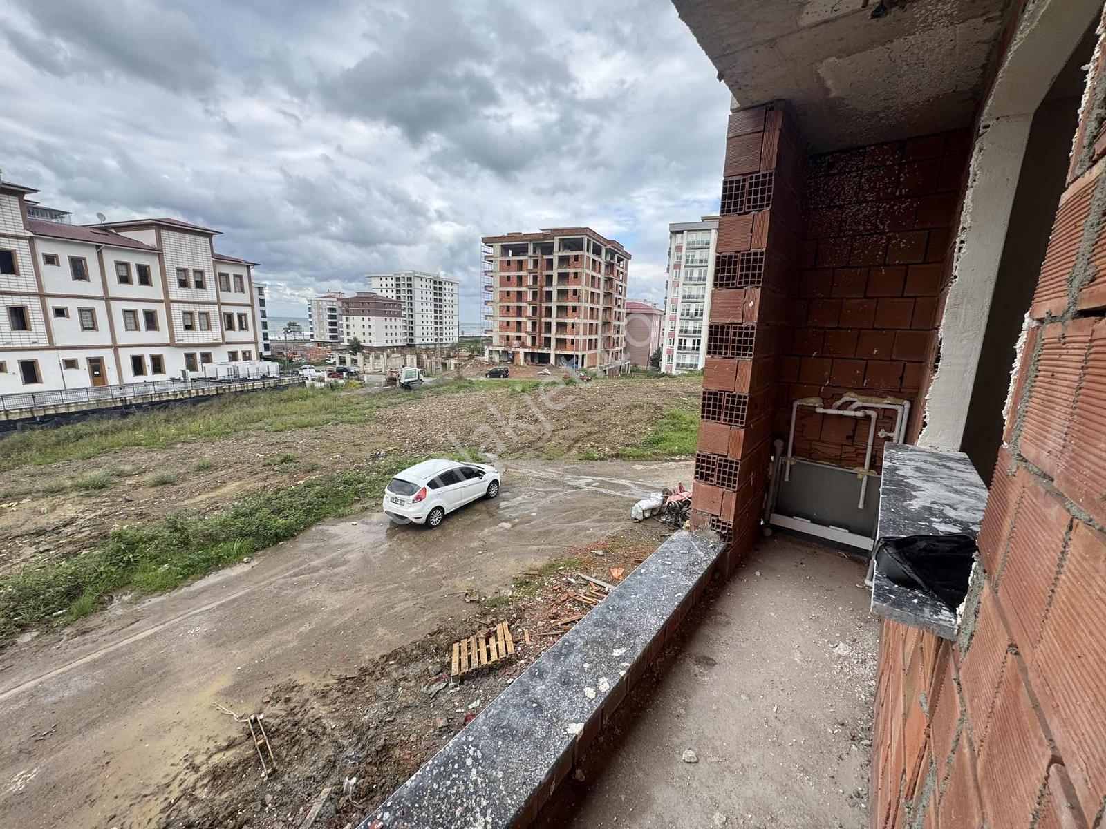 Piraziz,in Merkezinde Her Odası Deniz Manzaralı Satılık 2+1daire — fotoğraf 24