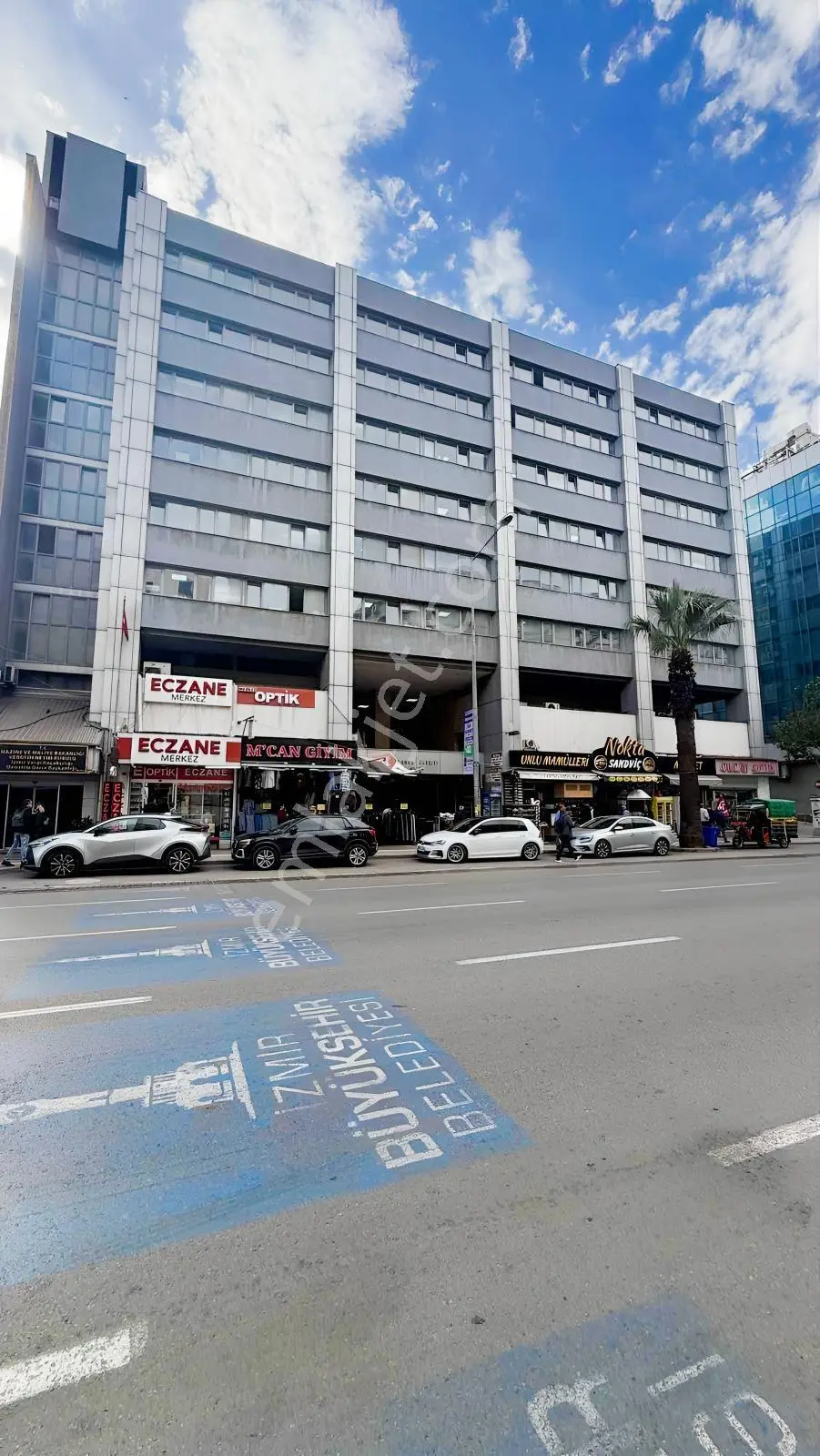 Basmane'de 424 M² Köşe Parsel | 8 Kat İmarlı Otel Arsası — fotoğraf 22