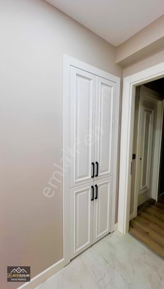 Altın Emlak Satıyor! Dörtmevsim Zirvede Lüks 4.5+1! — fotoğraf 25