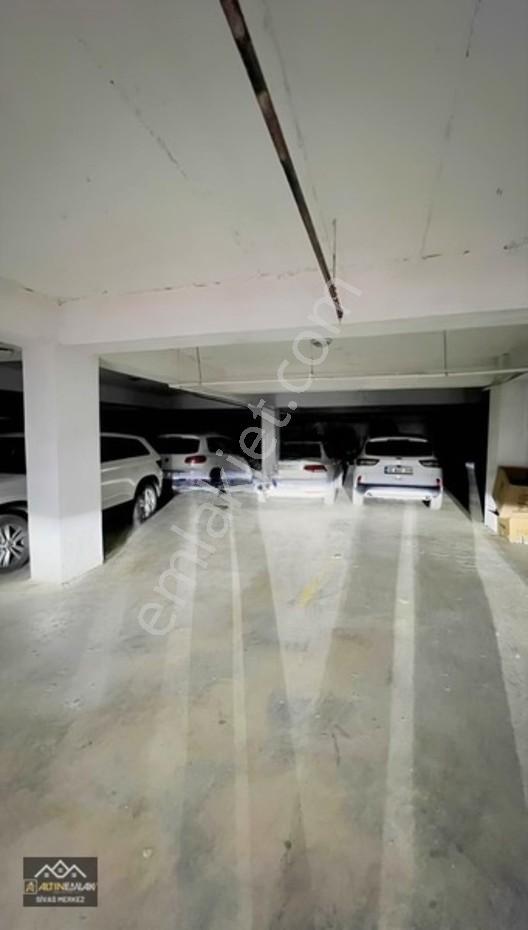 Altın Emlak Satıyor! Dörtmevsim Zirvede Lüks 4.5+1! — fotoğraf 32