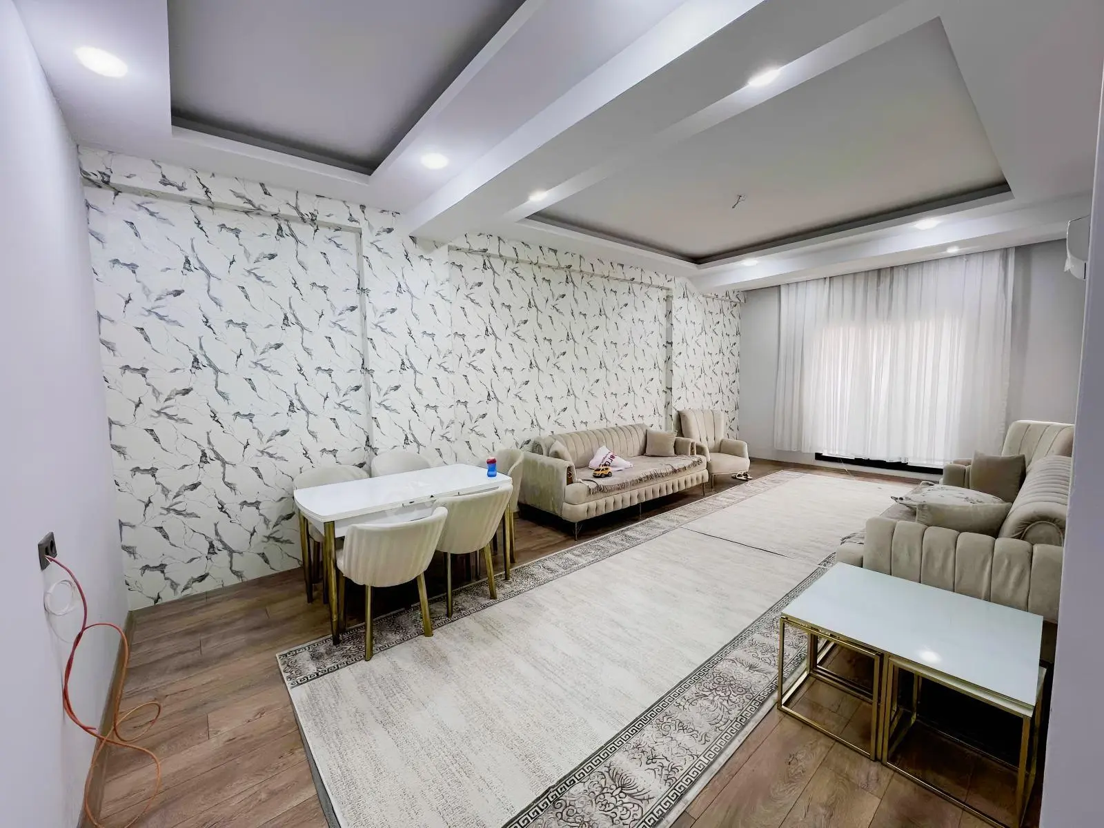 Gül Emlak'Tan Beşer Gold'Ta Satılık 3.5+1 Uygun Daire