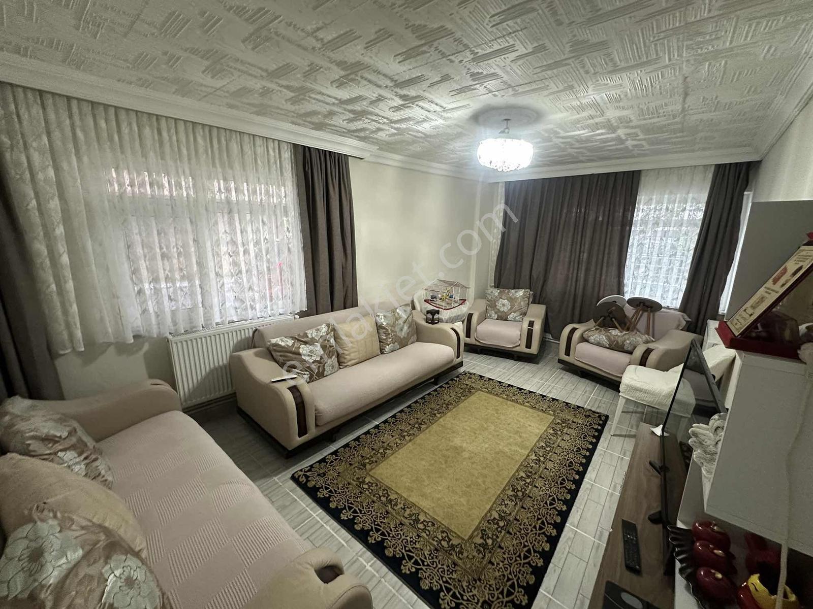 Başar Gayrimenkul Den 3+1 Gençlik Parkında Satılık Daire — fotoğraf 2