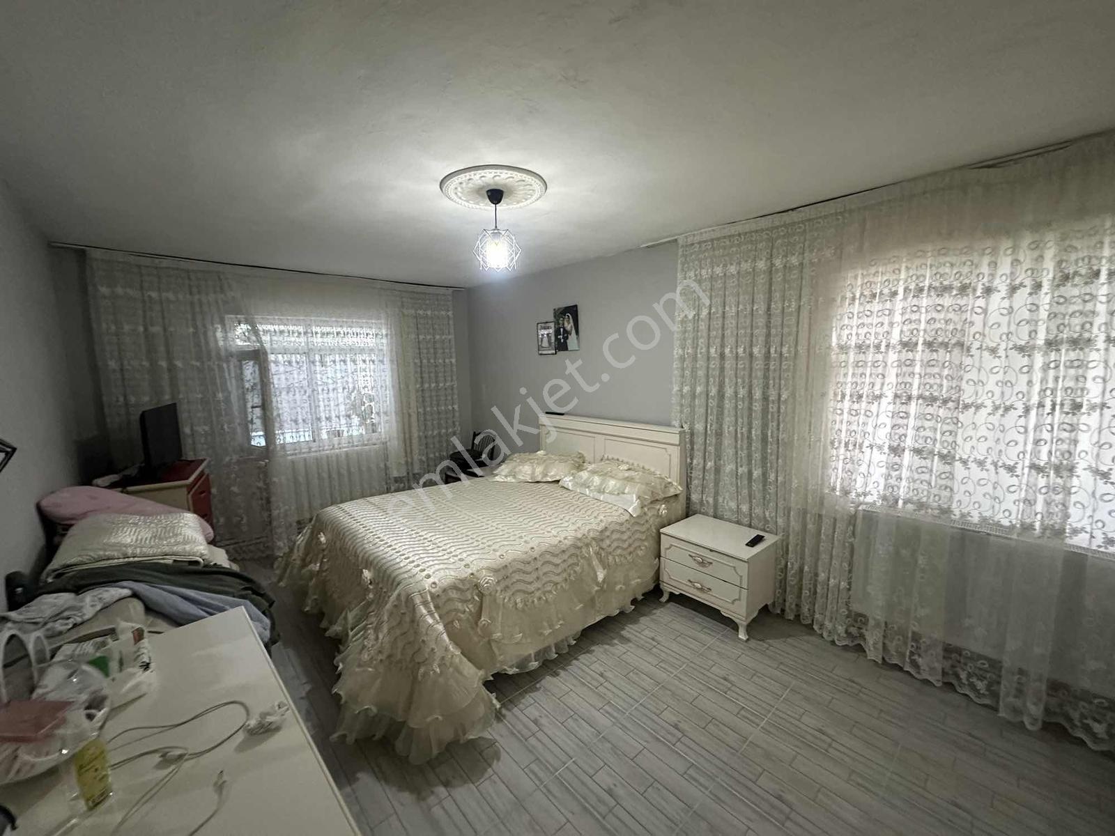 Başar Gayrimenkul Den 3+1 Gençlik Parkında Satılık Daire — fotoğraf 6