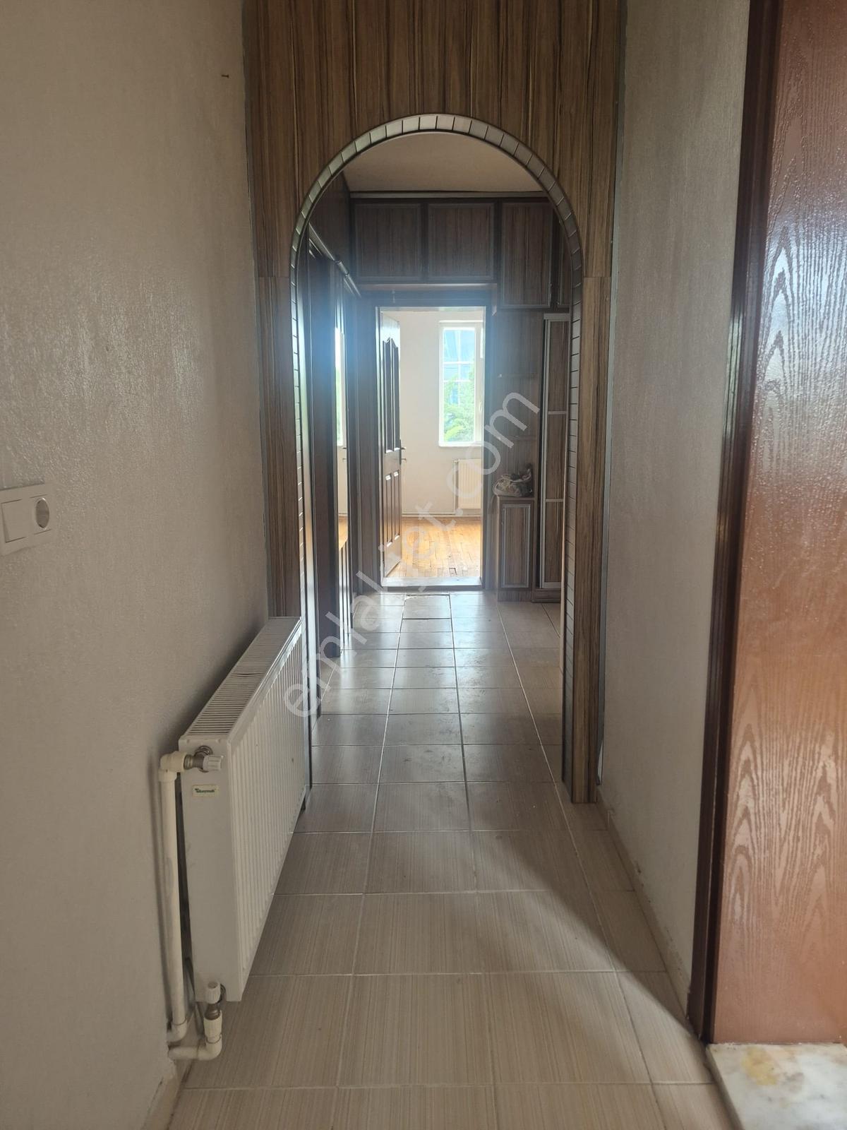 Parsana Mahallesinde 3+1 Ara Kat 100 M² Net Kiracılı Daire — fotoğraf 5