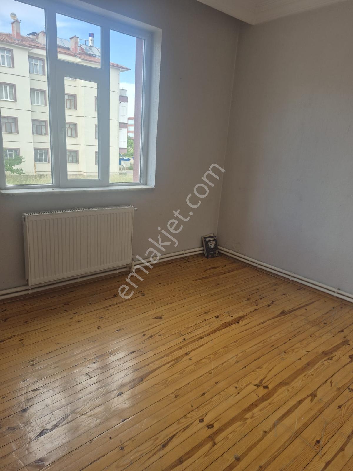 Parsana Mahallesinde 3+1 Ara Kat 100 M² Net Kiracılı Daire — fotoğraf 10