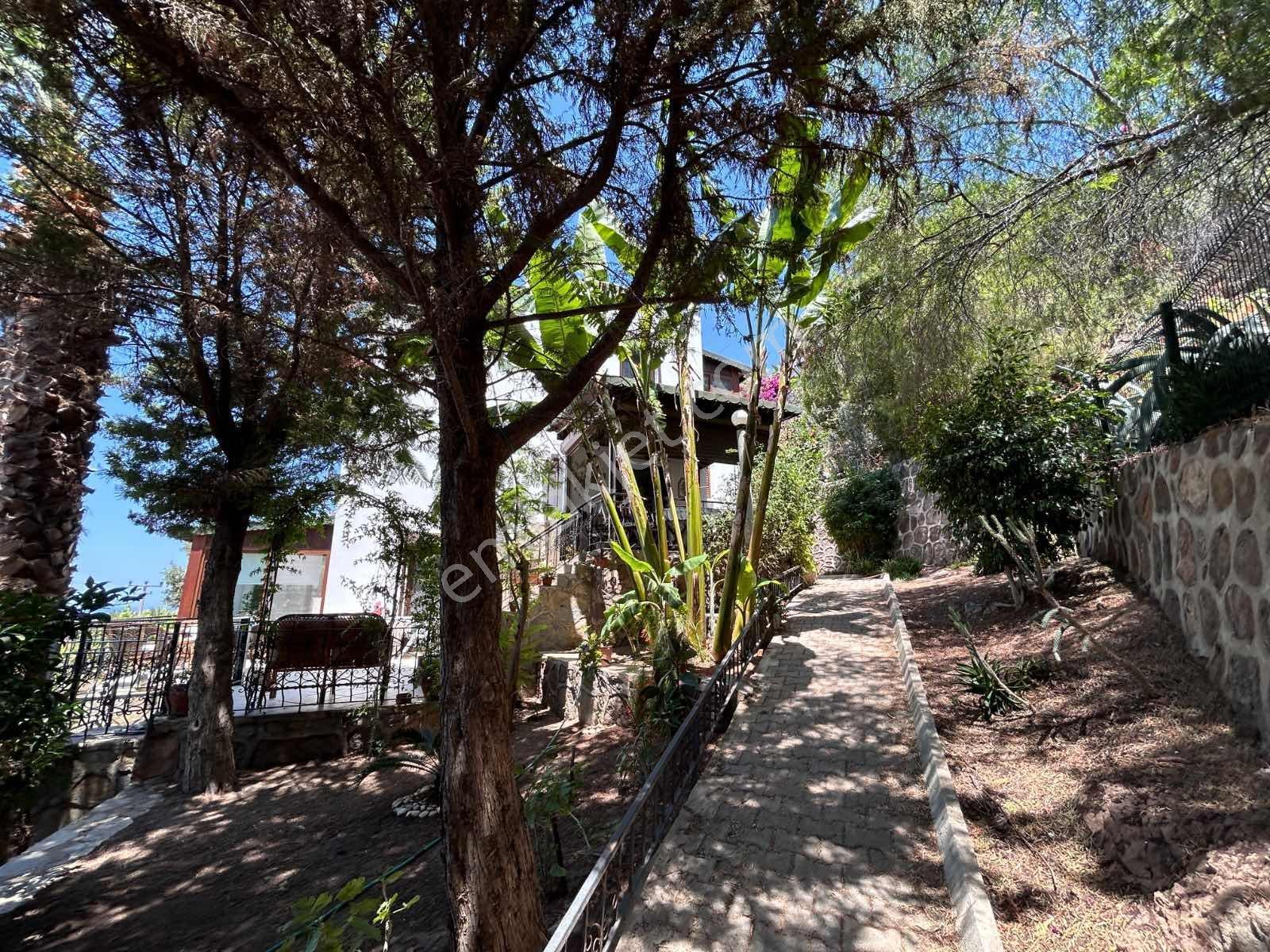 Bodrum Onurkent Sıtesınde Full Manzaralı 3+1 Vılla — fotoğraf 12