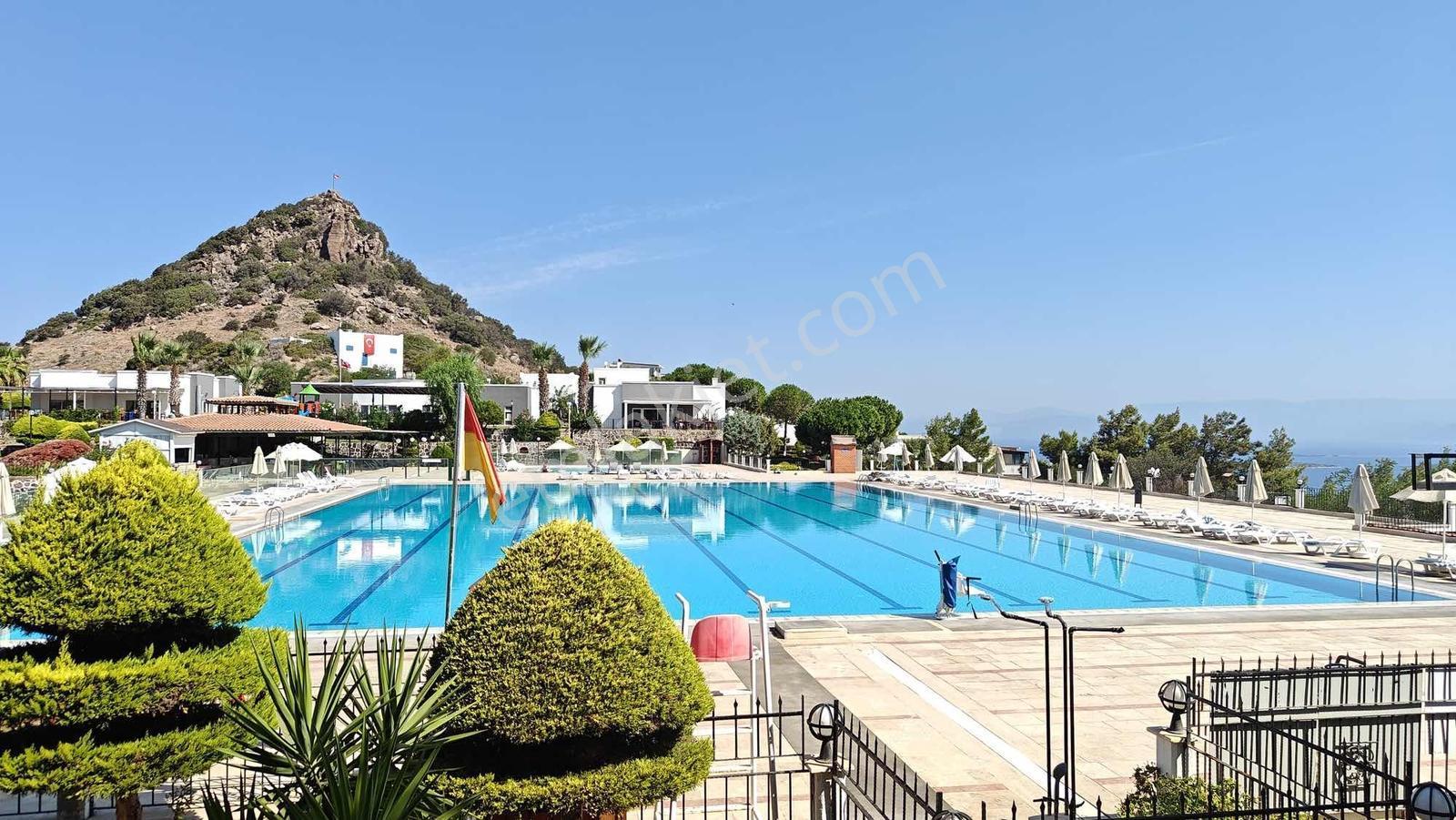 Bodrum Onurkent Sıtesınde Full Manzaralı 3+1 Vılla — fotoğraf 24