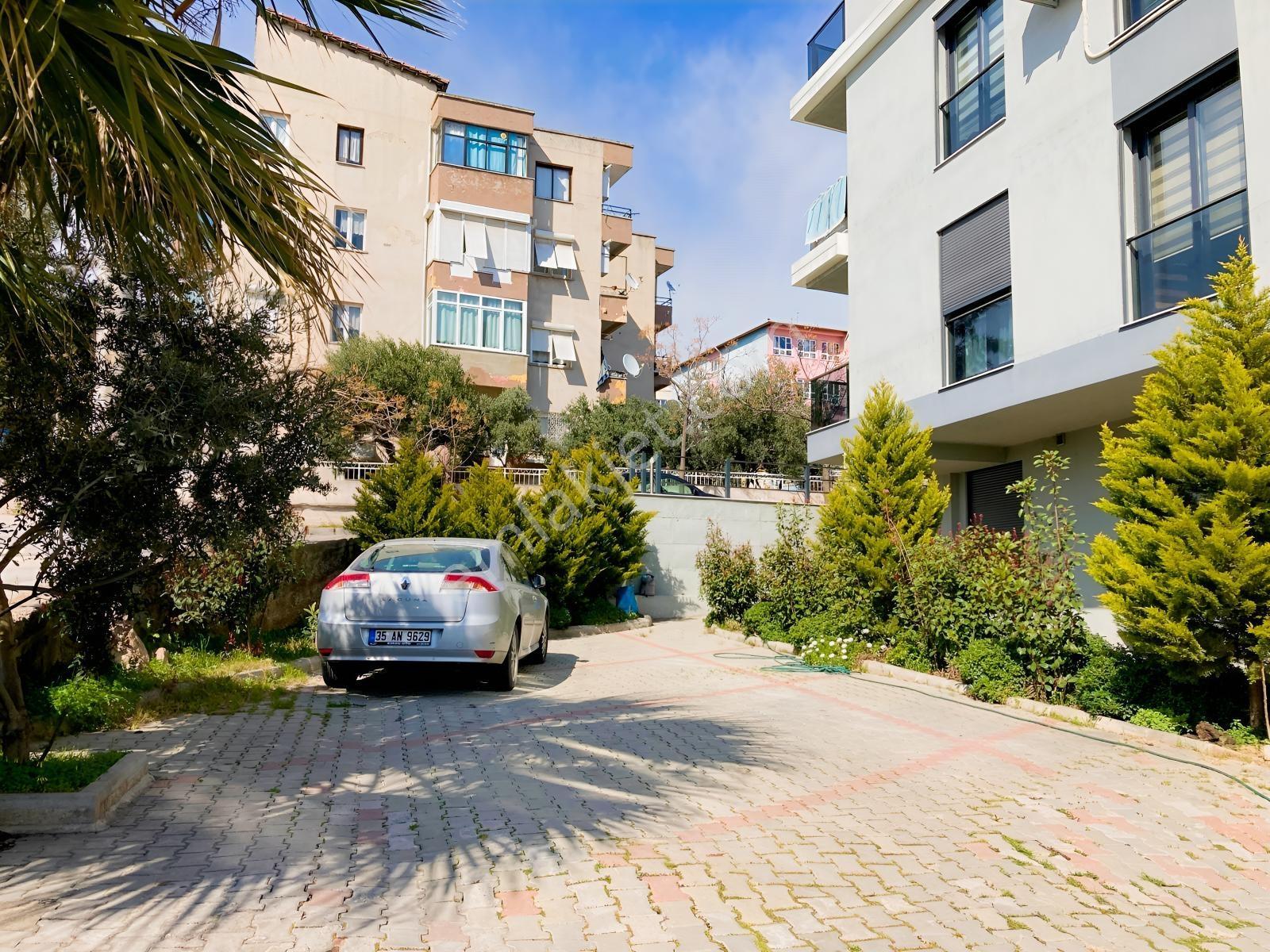 Bornova Atatürk Mah. Otoparklı Satılık 1+1 Daire — fotoğraf 28