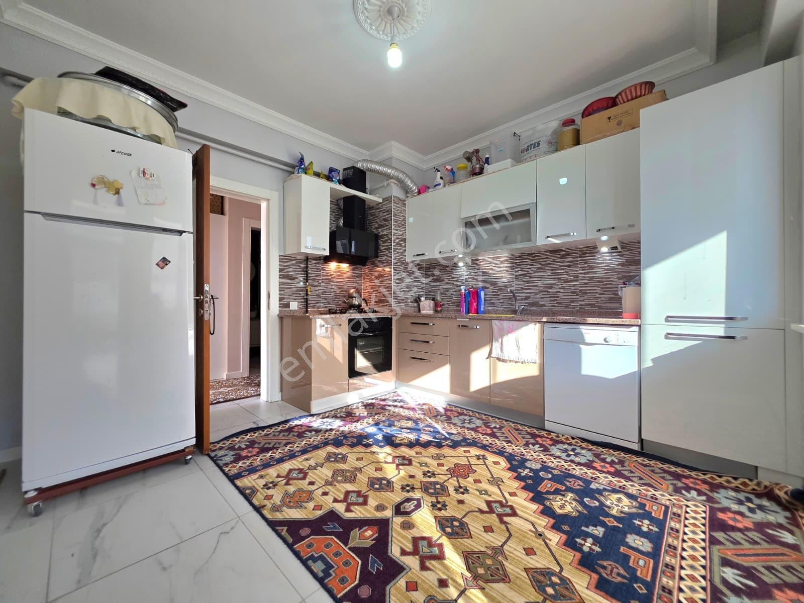 Yüksel Şahin'Den S.Eyyubi'De Huzur Caami Civarı Ferah 3+1 Daire
