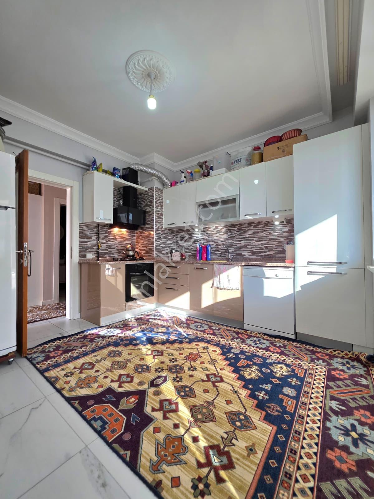 Yüksel Şahin'den S.eyyubi'de Huzur Caami Civarı Ferah 3+1 Daire — fotoğraf 2