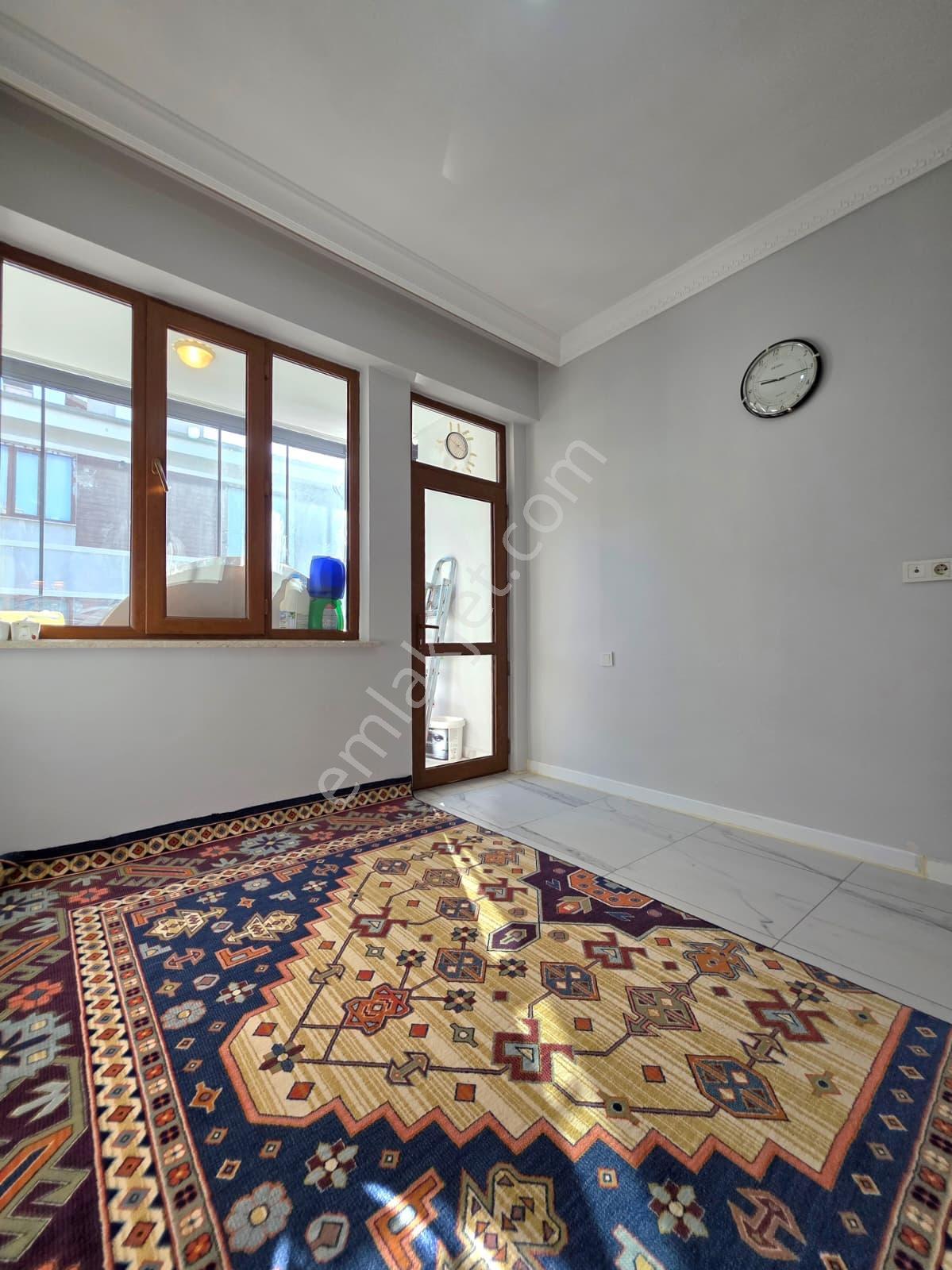 Yüksel Şahin'den S.eyyubi'de Huzur Caami Civarı Ferah 3+1 Daire — fotoğraf 8