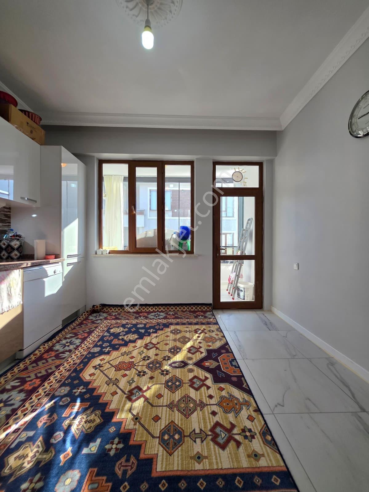 Yüksel Şahin'den S.eyyubi'de Huzur Caami Civarı Ferah 3+1 Daire — fotoğraf 11