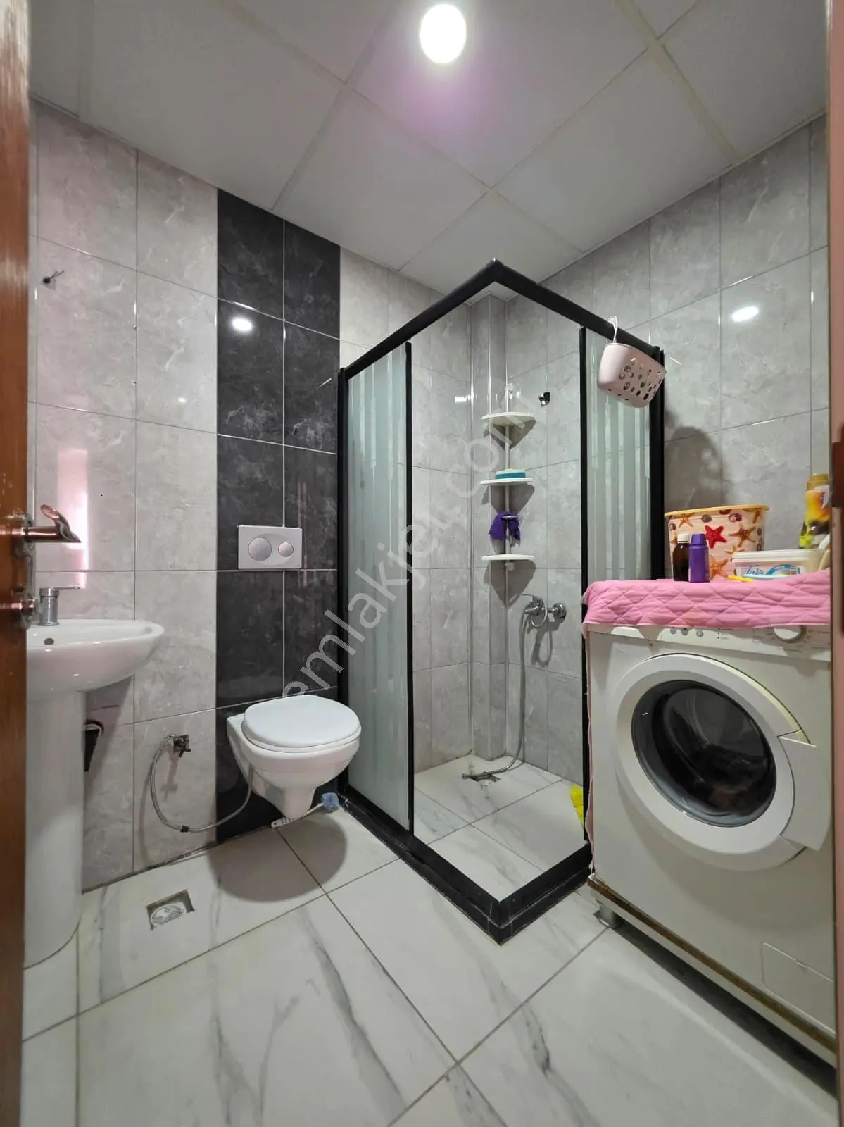 Yüksel Şahin'den S.eyyubi'de Huzur Caami Civarı Ferah 3+1 Daire — fotoğraf 47