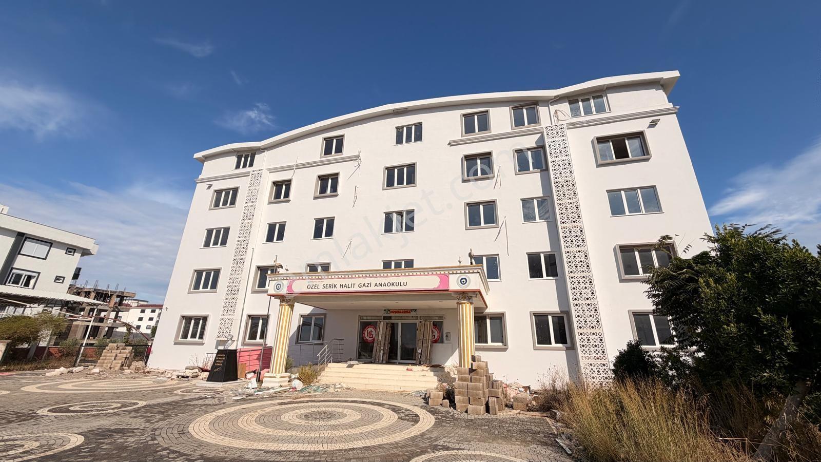 Serik Gedikde 52 Odalı Asansörlü Satılık Lojman Ve Ticari Arsa — fotoğraf 21