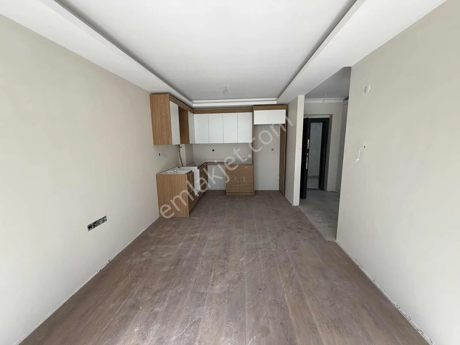Cb Başrol Yıldırım Arabayatağı Satılık 1+1 Daire — fotoğraf 4