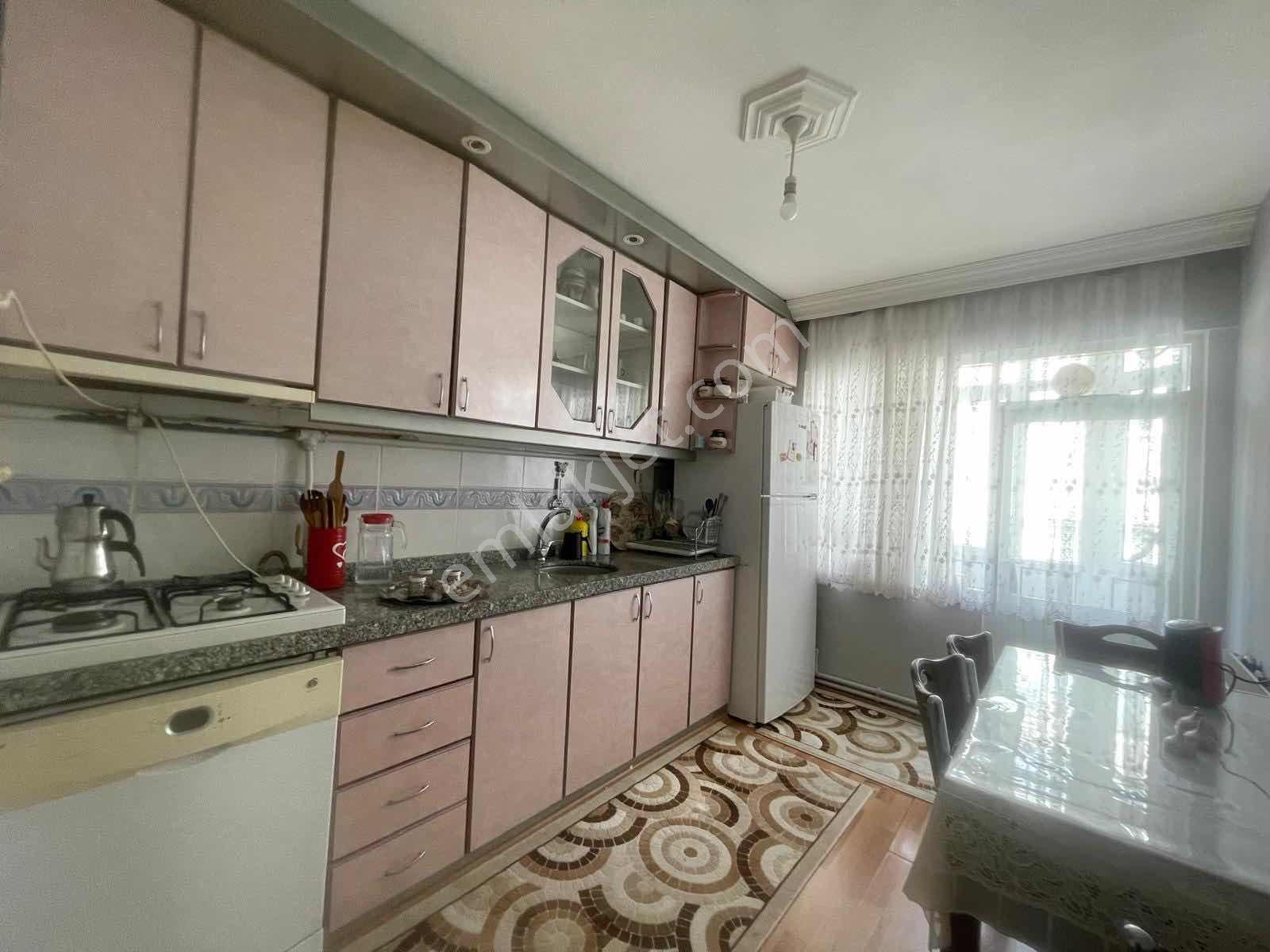 Cb Başrolden Selimzade'de Çift Cephe 2+1 Satılık — fotoğraf 6