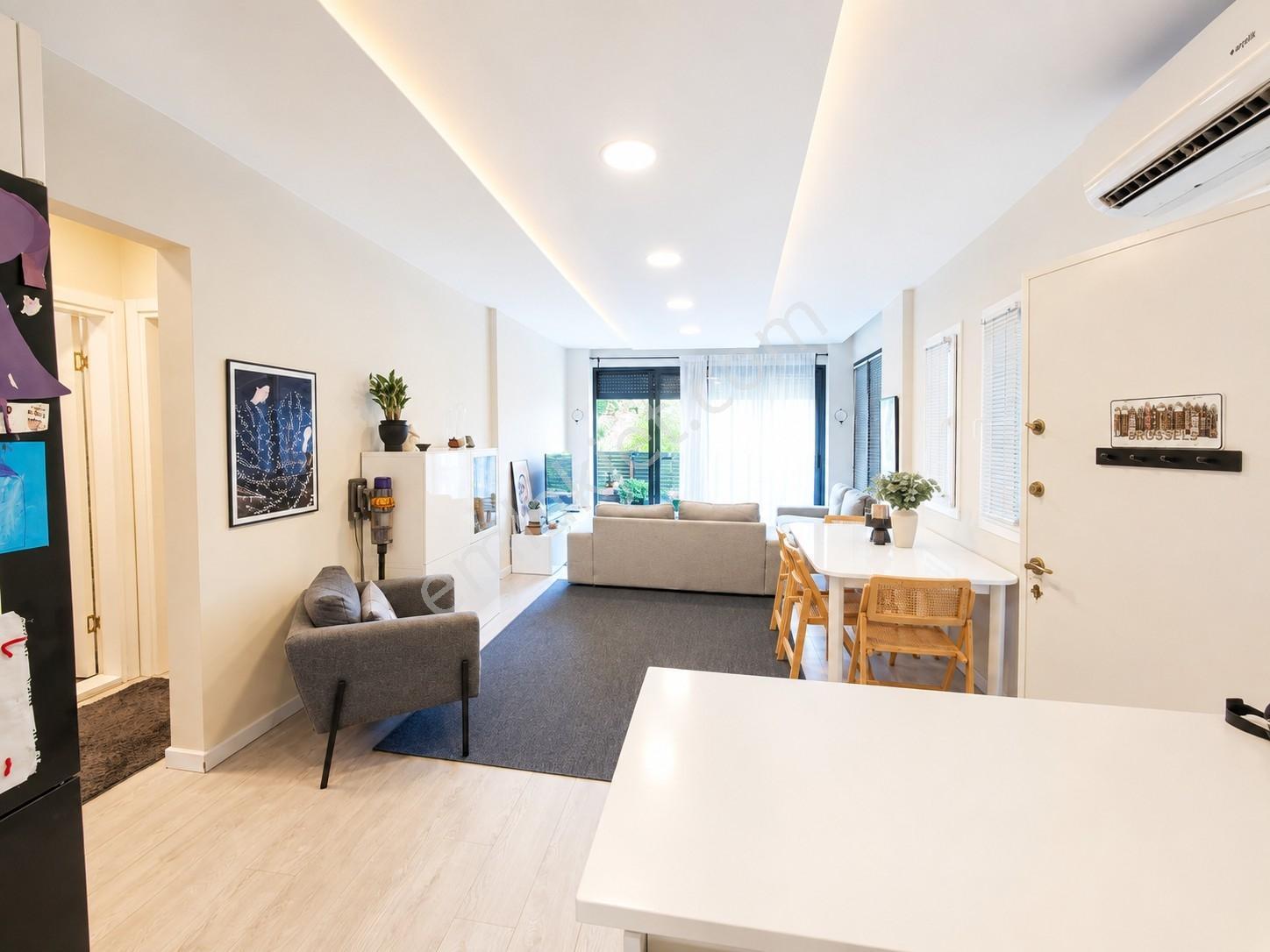 Midtown Awm'ye 2 Dk Mesafede 2+1 Büyük Bahçeli Daire ! — fotoğraf 6