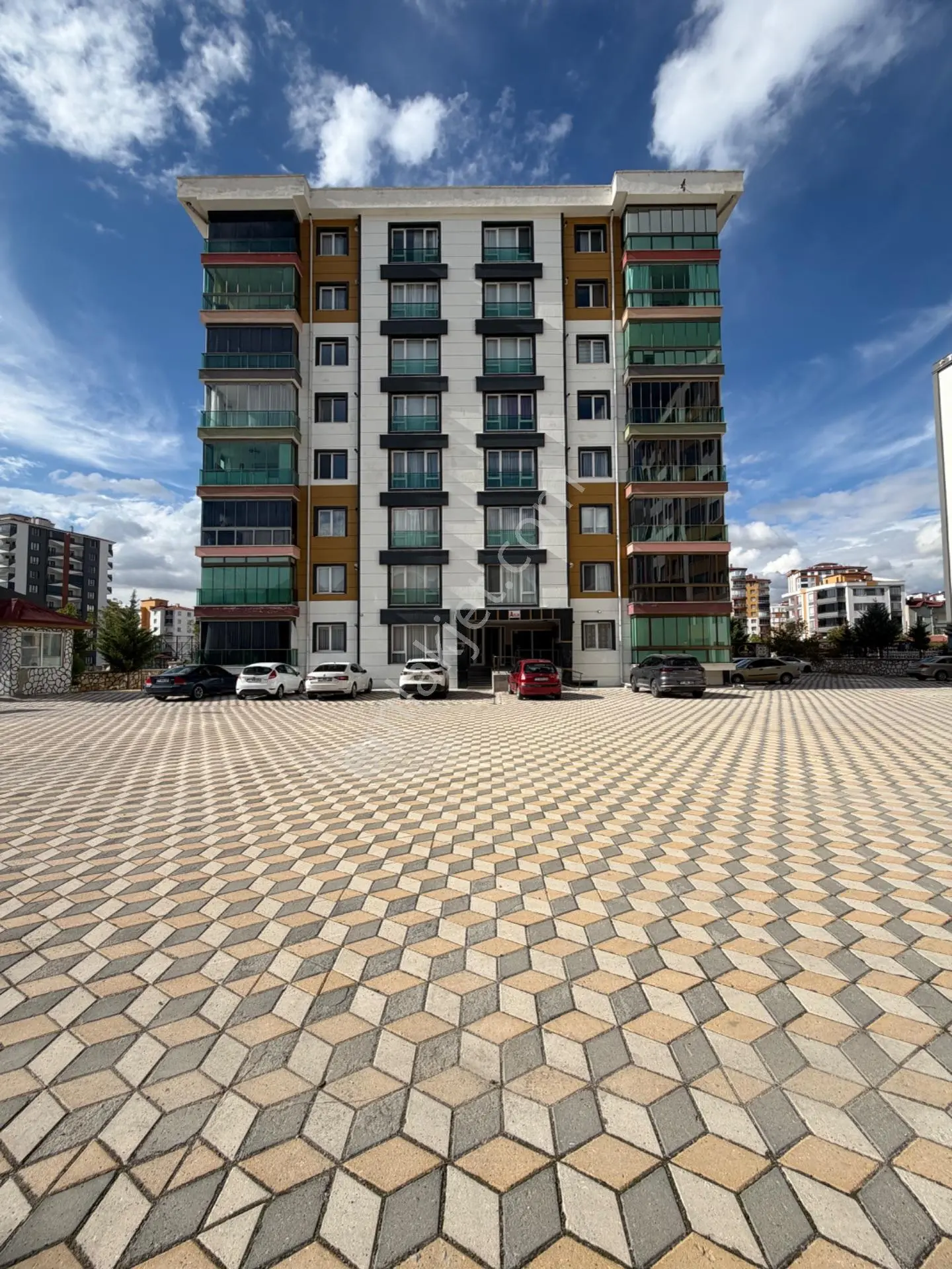 Selçuk Mahallesi 2+1 Geniş Balkonlu Satılık Daire — fotoğraf 3