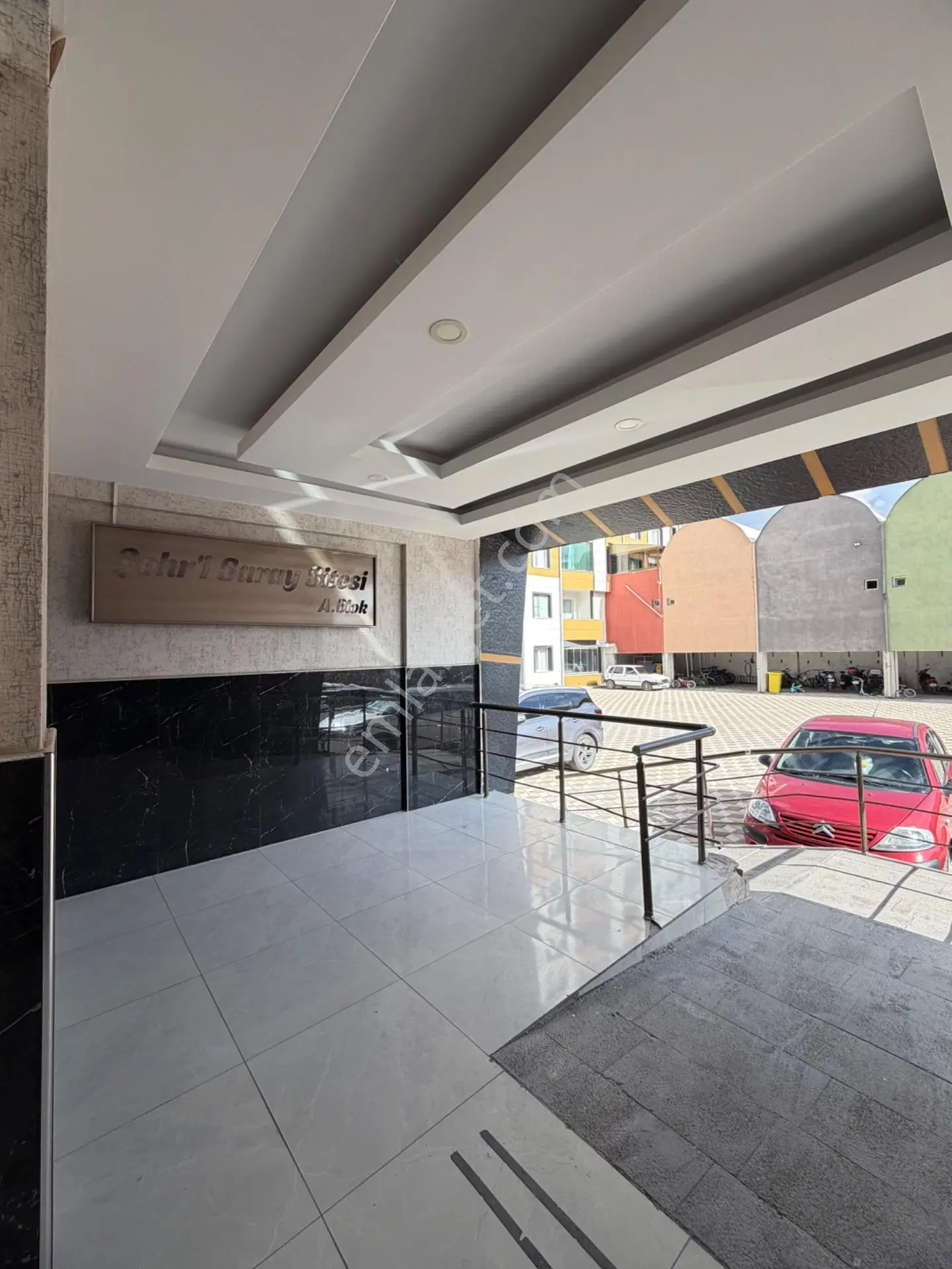 Selçuk Mahallesi 2+1 Geniş Balkonlu Satılık Daire — fotoğraf 4