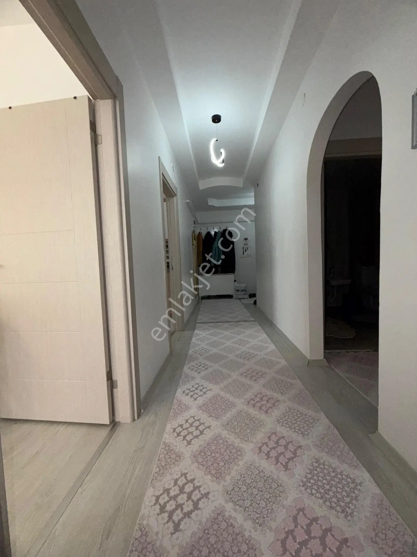Selçuk Mahallesi 2+1 Geniş Balkonlu Satılık Daire — fotoğraf 34