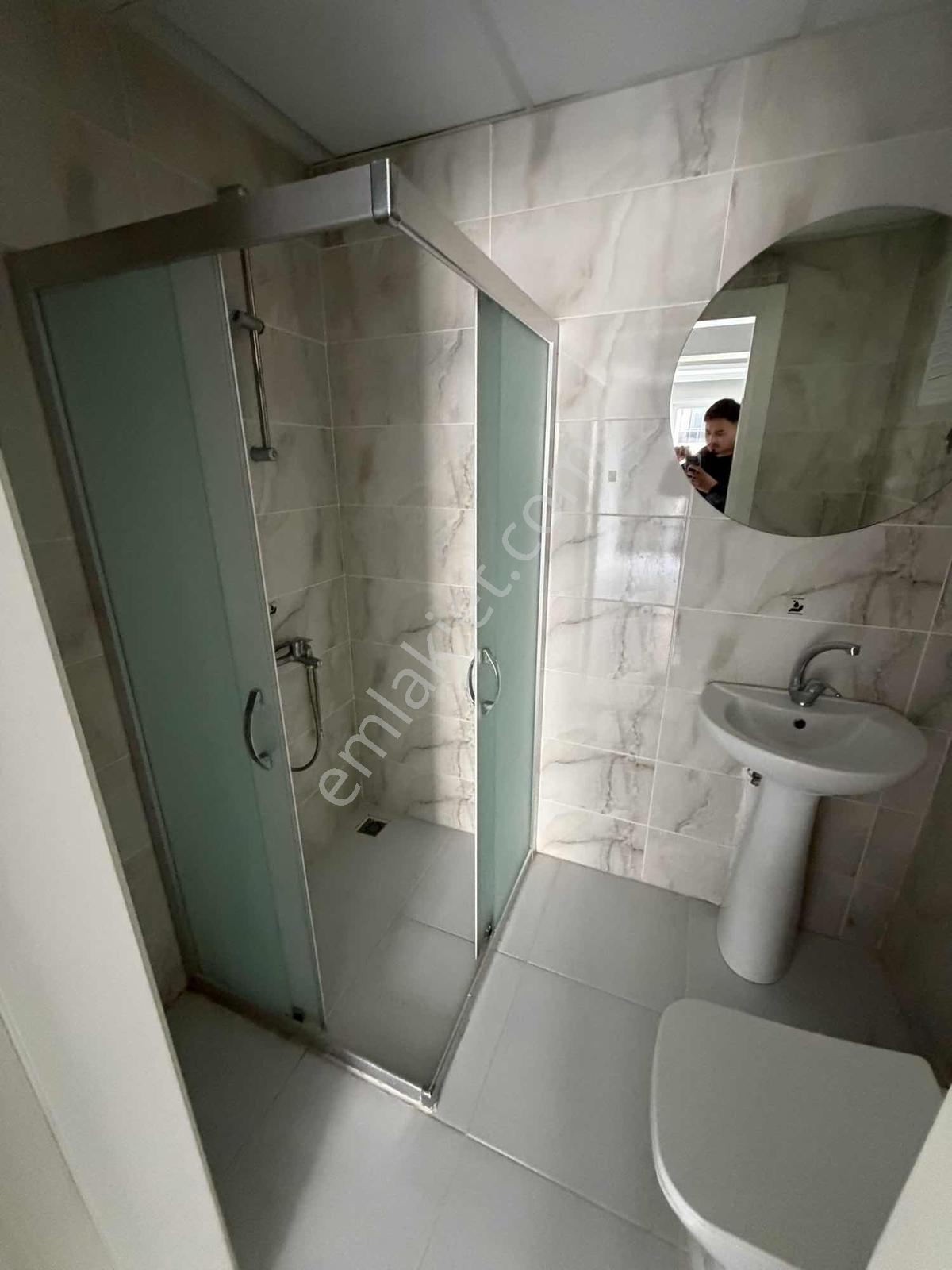 Yeşilmahallede Site İcerisinde 3+1 Satılık Daire — fotoğraf 13