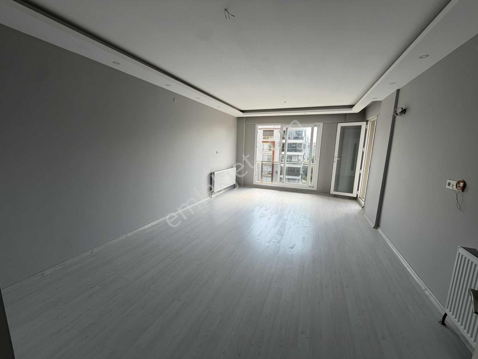 Yeşilmahallede Site İcerisinde 3+1 Satılık Daire — fotoğraf 18
