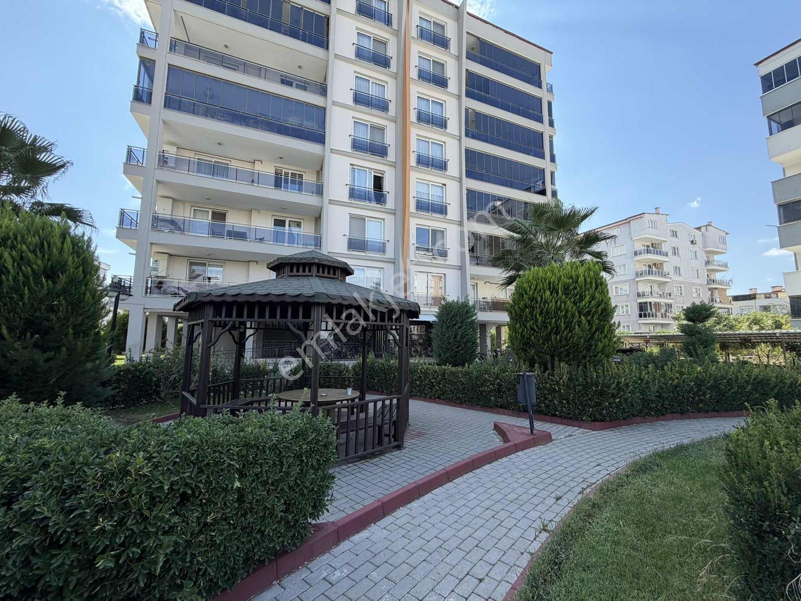 Yeşilmahallede Site İcerisinde 3+1 Satılık Daire — fotoğraf 23