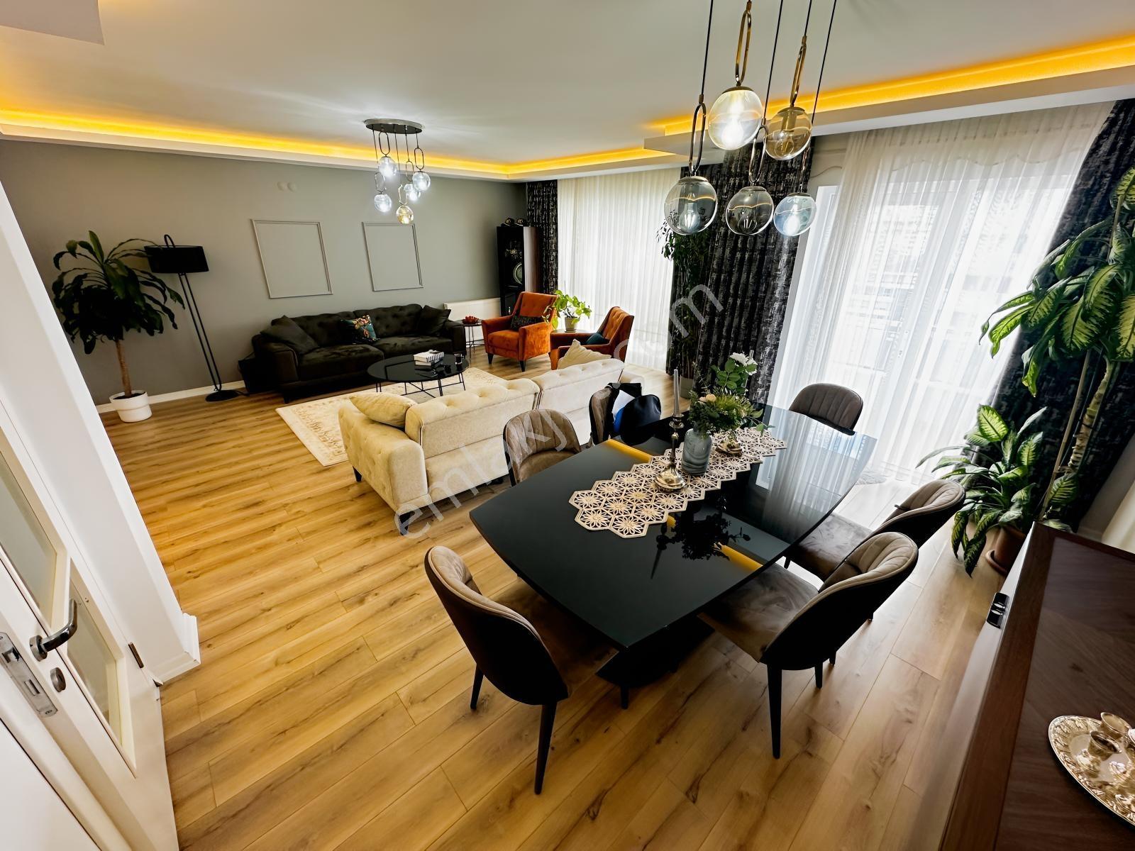 Ege'den ▌geniş Ve Konforlu - 5,5 Oda + 1 Salon Dubleks — fotoğraf 9