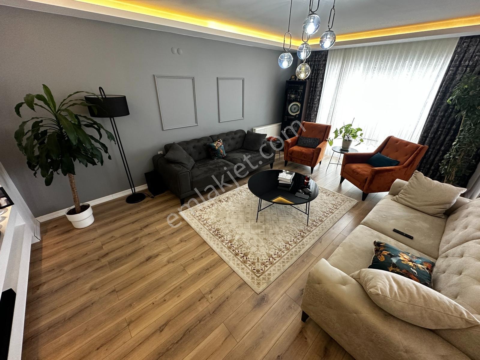 Ege'den ▌geniş Ve Konforlu - 5,5 Oda + 1 Salon Dubleks — fotoğraf 10