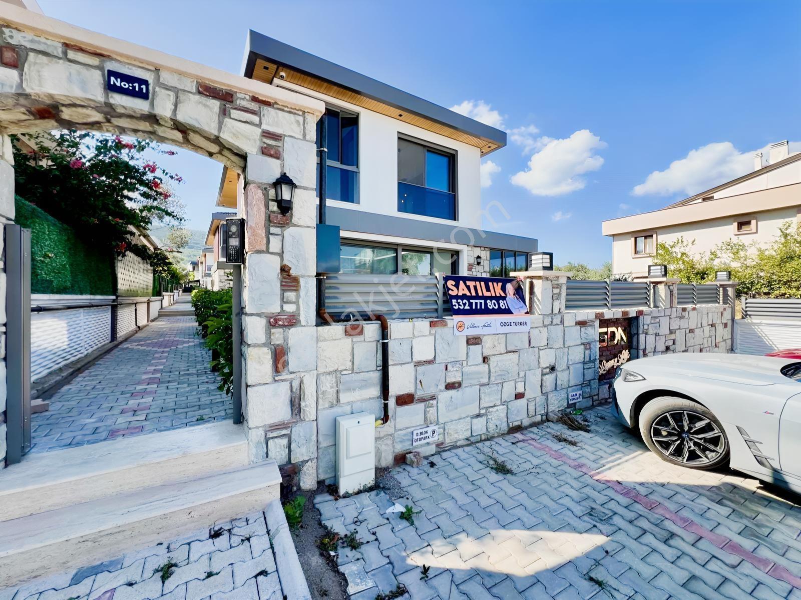 Urla Çeşmealtı'nda Havuzlu Site İçerisinde Satılık 3+1 Villa — fotoğraf 3